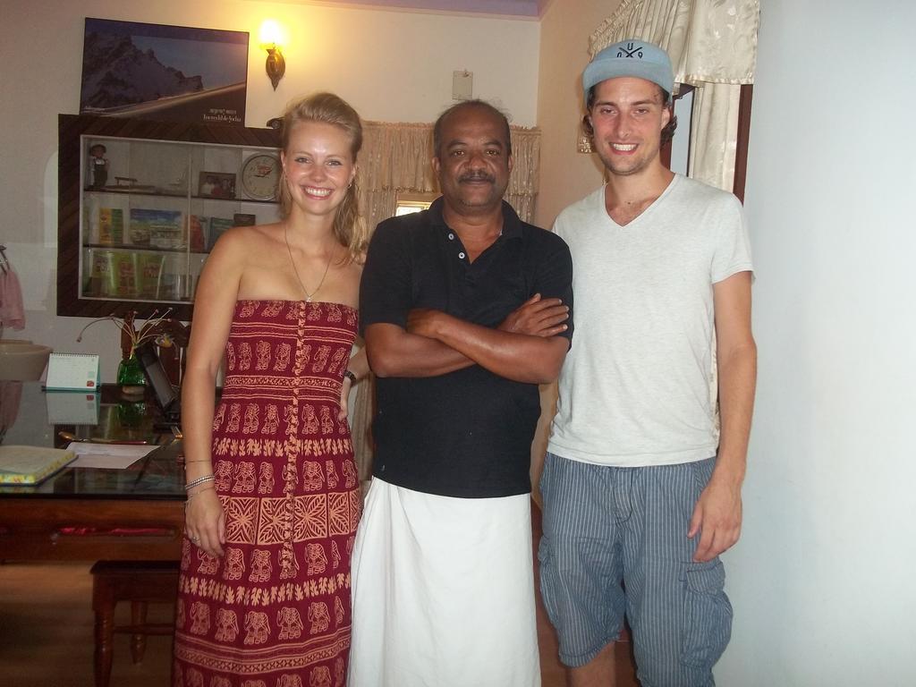 Aroma Home Stay Kochi Eksteriør billede