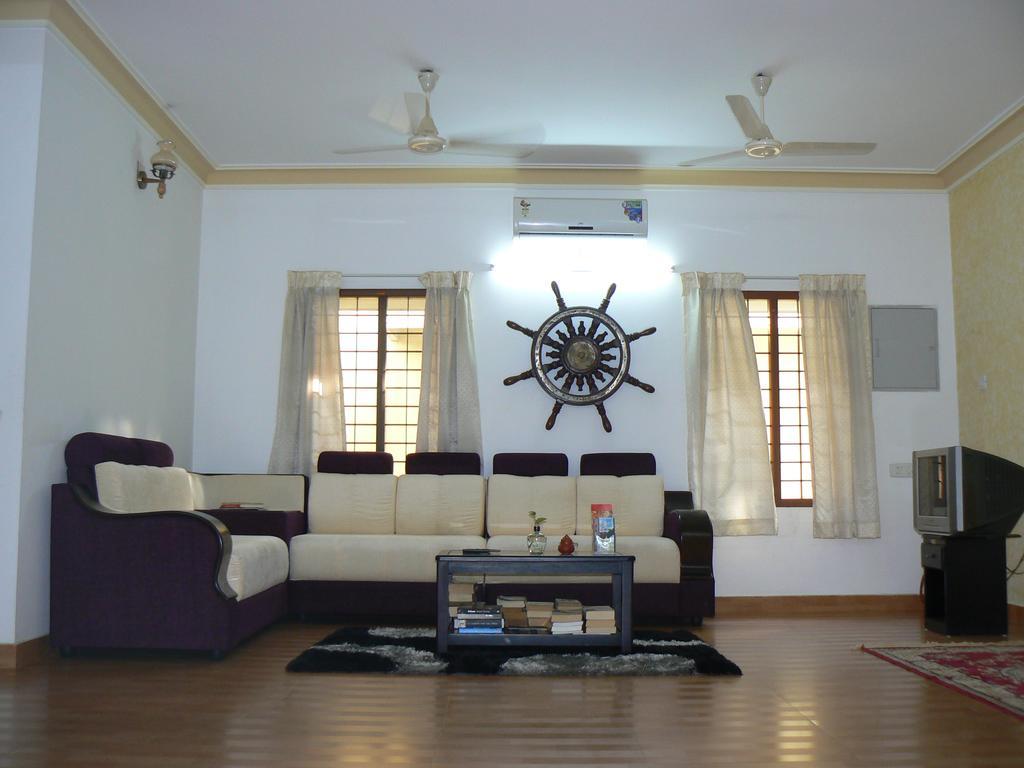 Aroma Home Stay Kochi Eksteriør billede
