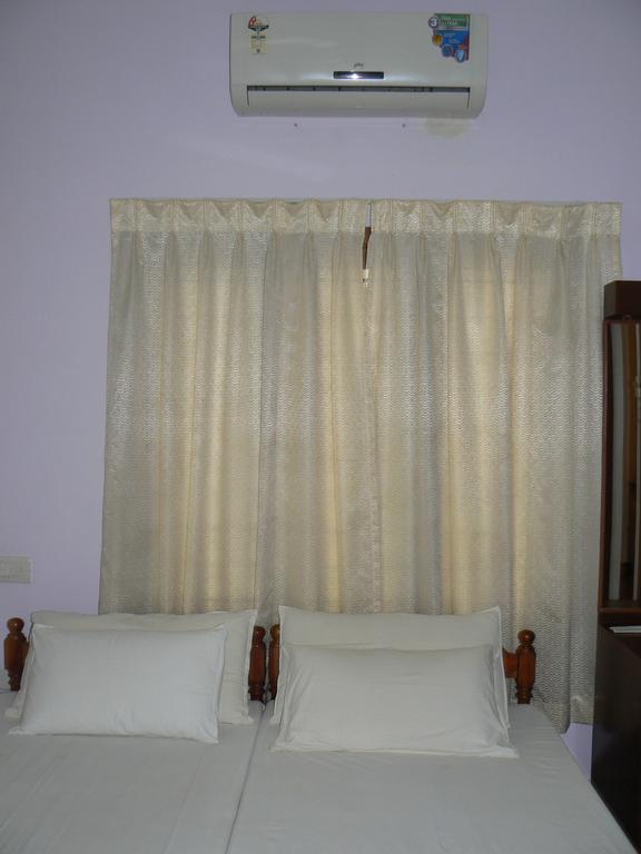 Aroma Home Stay Kochi Eksteriør billede